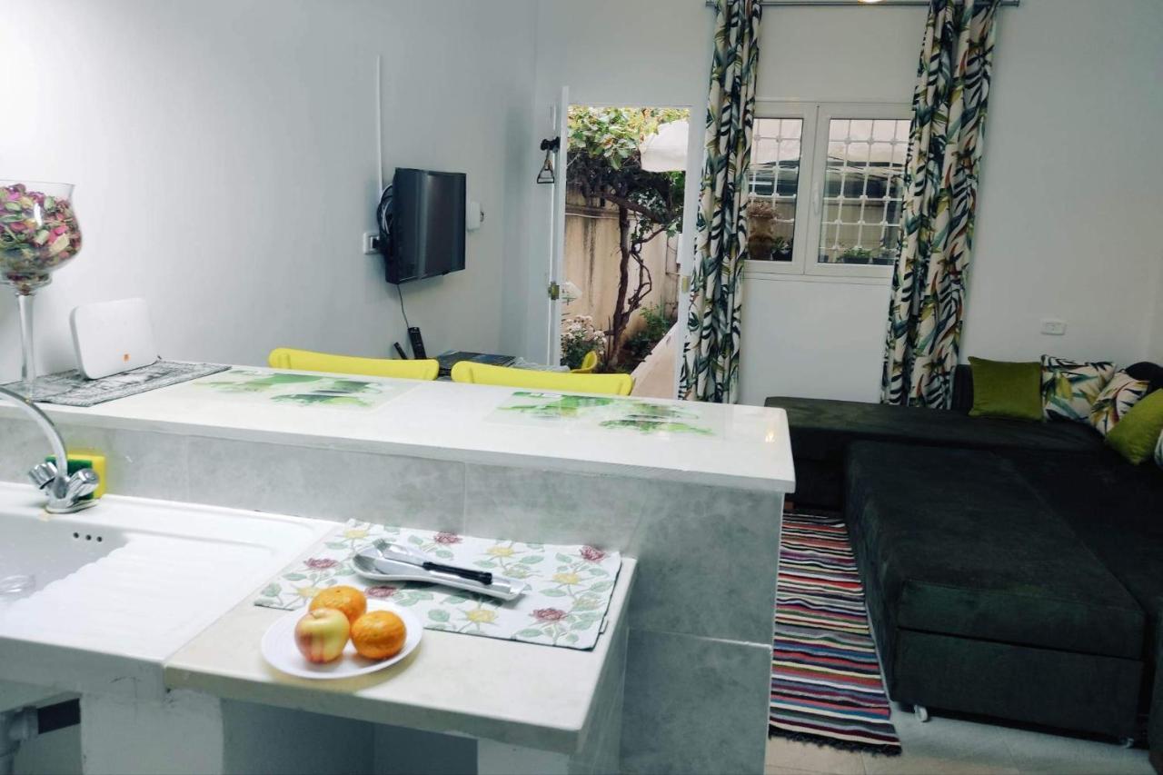Studio, Cite La Gazelle ,Pas Jafar, Quartier Calme 10 Min De L'Aeroport Pres Du Technopark Extérieur photo