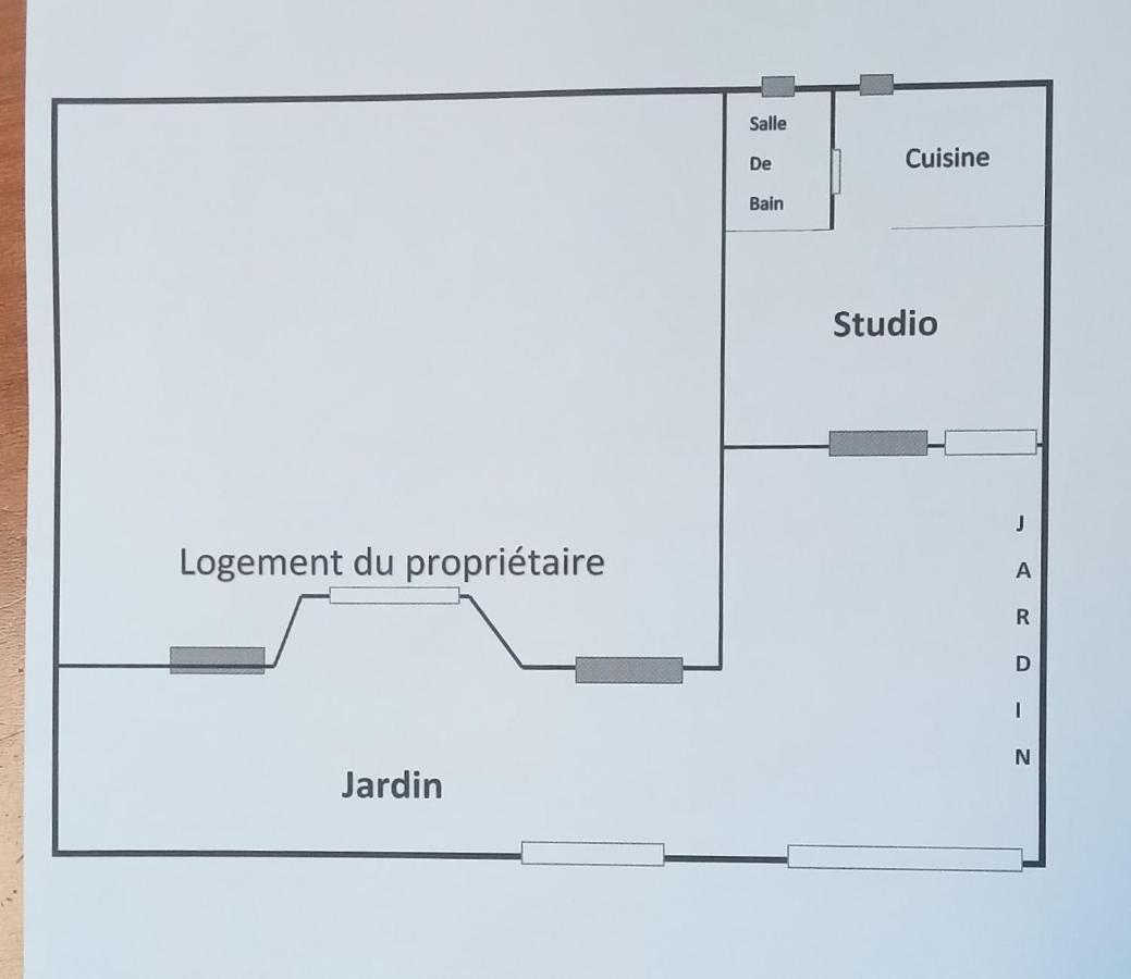 Studio, Cite La Gazelle ,Pas Jafar, Quartier Calme 10 Min De L'Aeroport Pres Du Technopark Extérieur photo